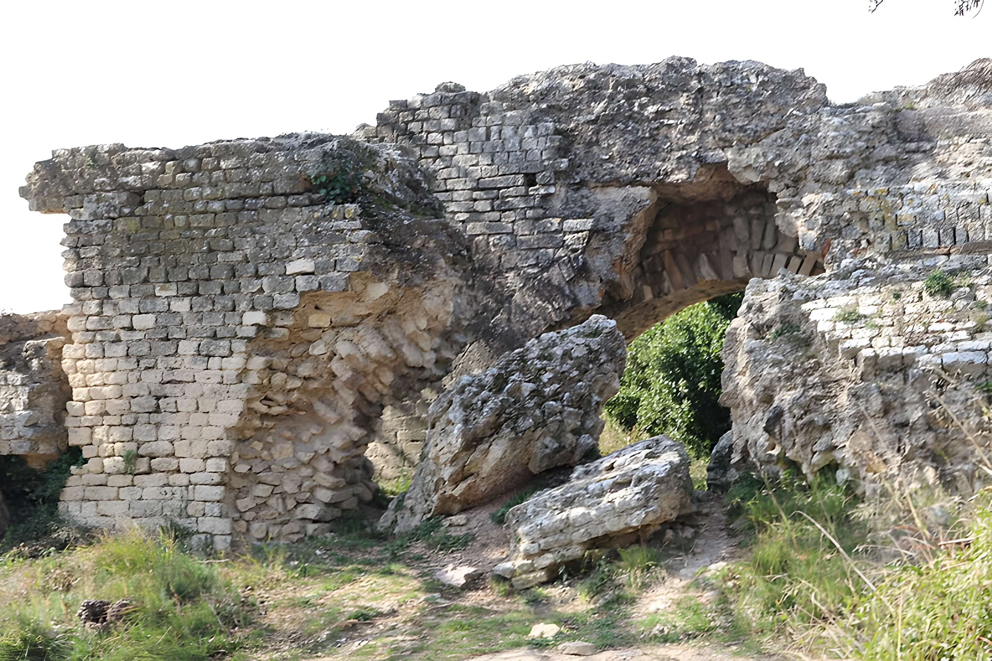 Aqueduc et moulins de Barbegal à Arles