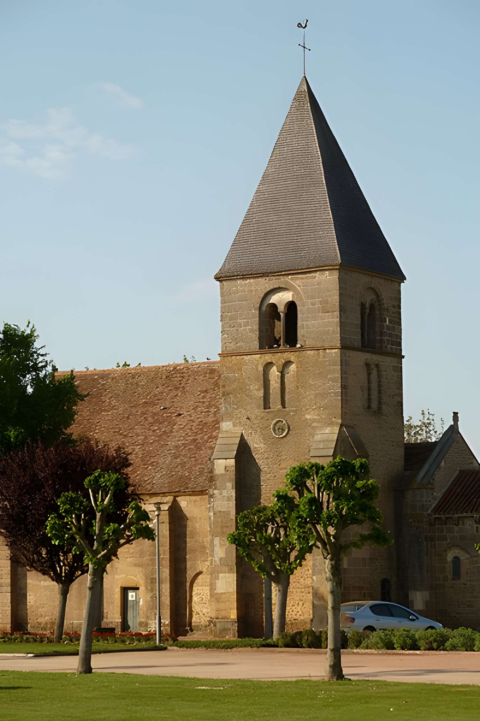 Église Saint-Martin de Lacs