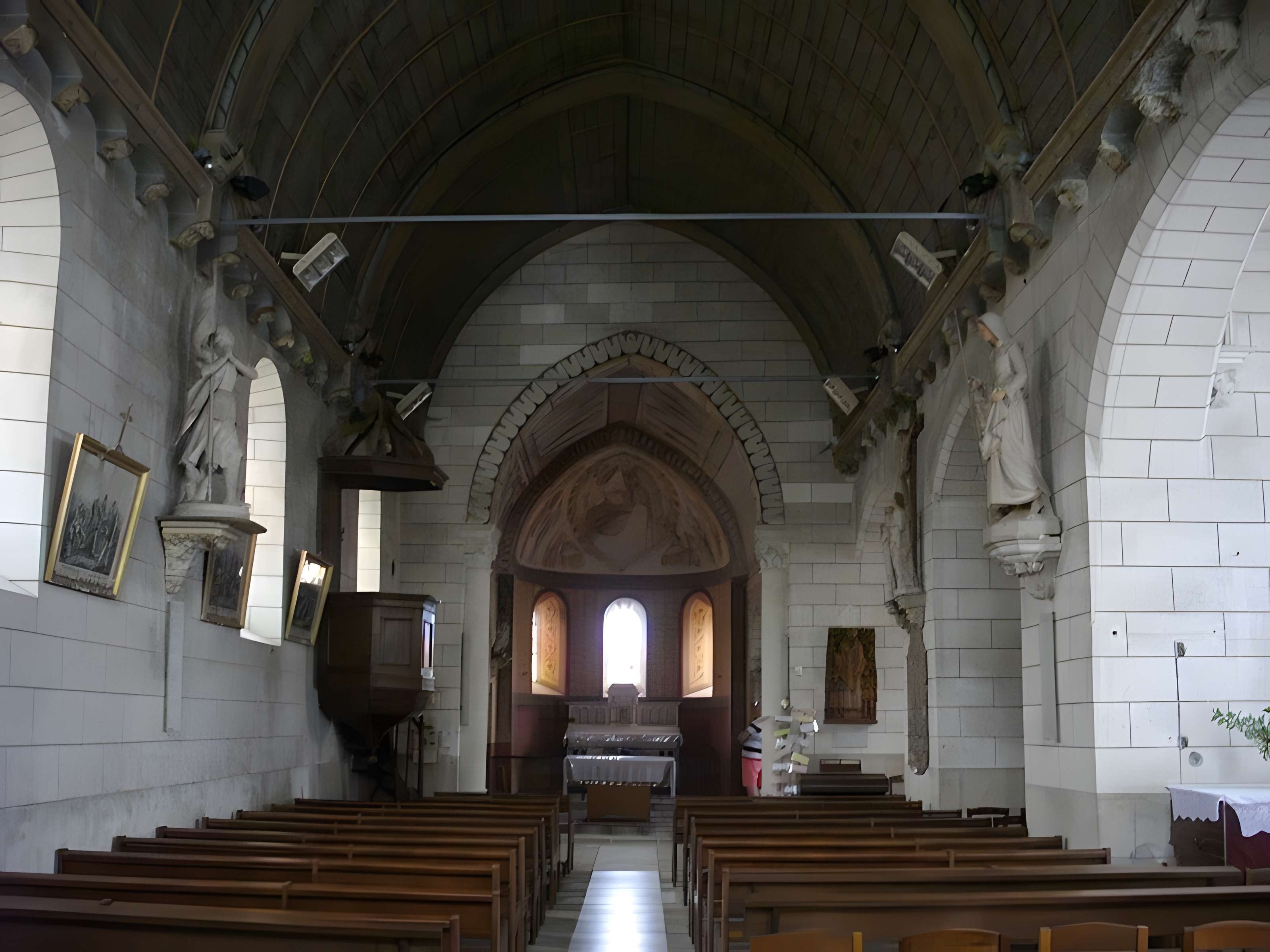 Église Saint-Martin de Lignières-de-Touraine