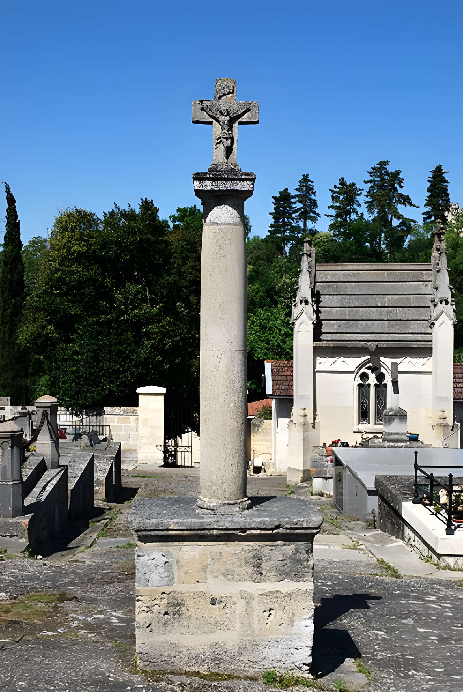 Église Saint-Martin de Lormont