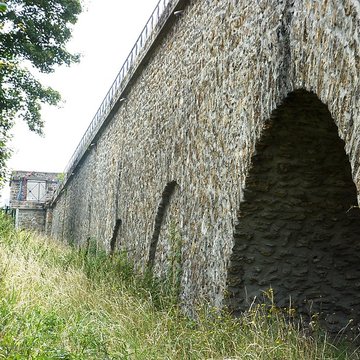 Aqueduc des Eaux de Rungis également sur communes de Rungis, Fresnes, LHay-les-Roses, Cachan, Gentilly et Paris 14