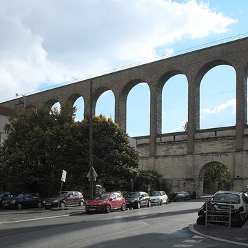 Aqueduc des Eaux de Rungis également sur communes de Rungis, Fresnes, LHay-les-Roses, Cachan, Gentilly et Paris 14