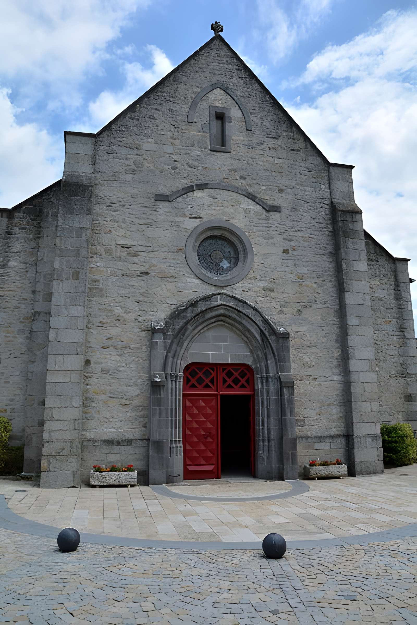 Église Saint-Martin de Marcolès 