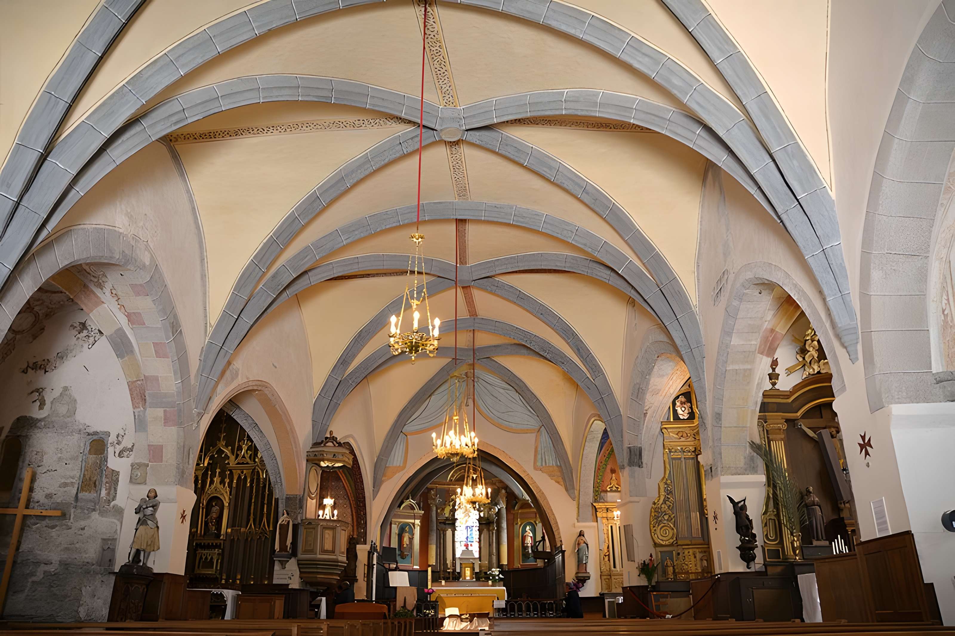 Église Saint-Martin de Marcolès