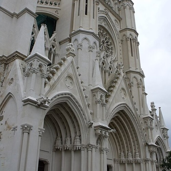 Photo de Basilique Notre-Dame-du-Saint-Cordon de Valenciennes