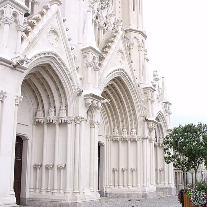 Photo de Basilique Notre-Dame-du-Saint-Cordon de Valenciennes