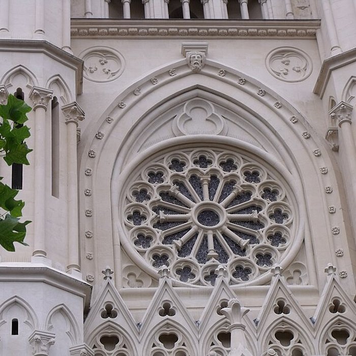 Photo de Basilique Notre-Dame-du-Saint-Cordon de Valenciennes