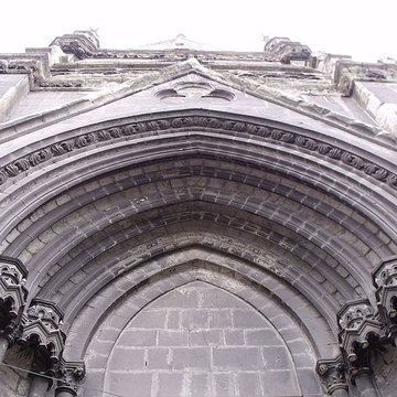 Basilique Notre-Dame-du-Saint-Cordon de Valenciennes