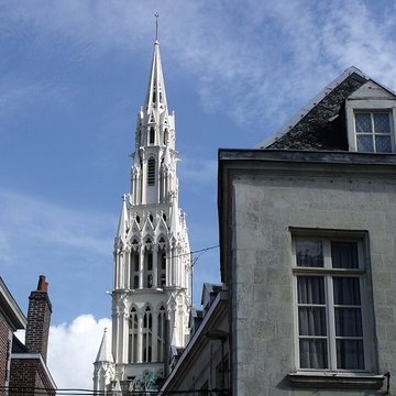 Basilique Notre-Dame-du-Saint-Cordon de Valenciennes