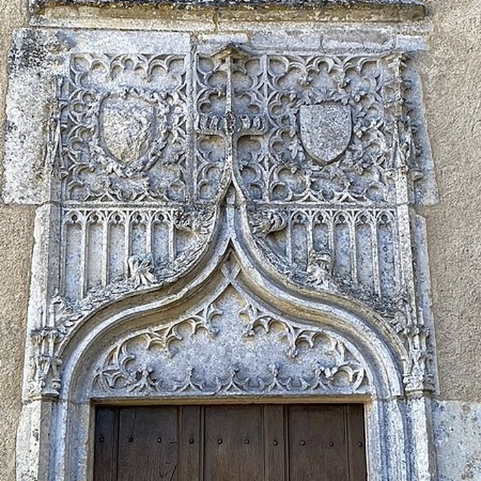 Photo de Église Saint-Martin de Montipouret et croix
