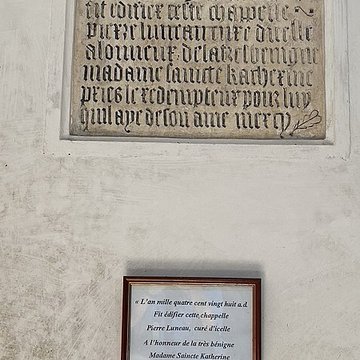 Église Saint-Martin de Montipouret et croix