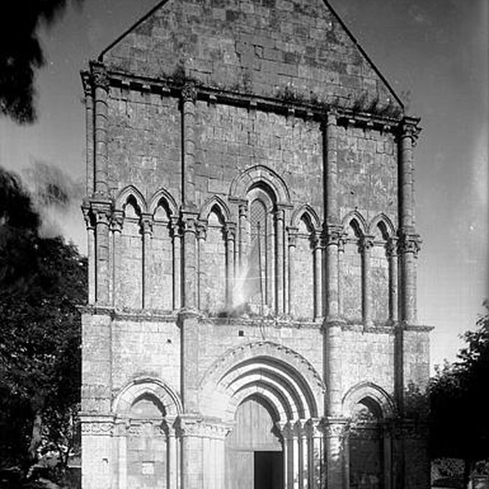 Photo de Église Saint-Martin de Montpellier-de-Médillan