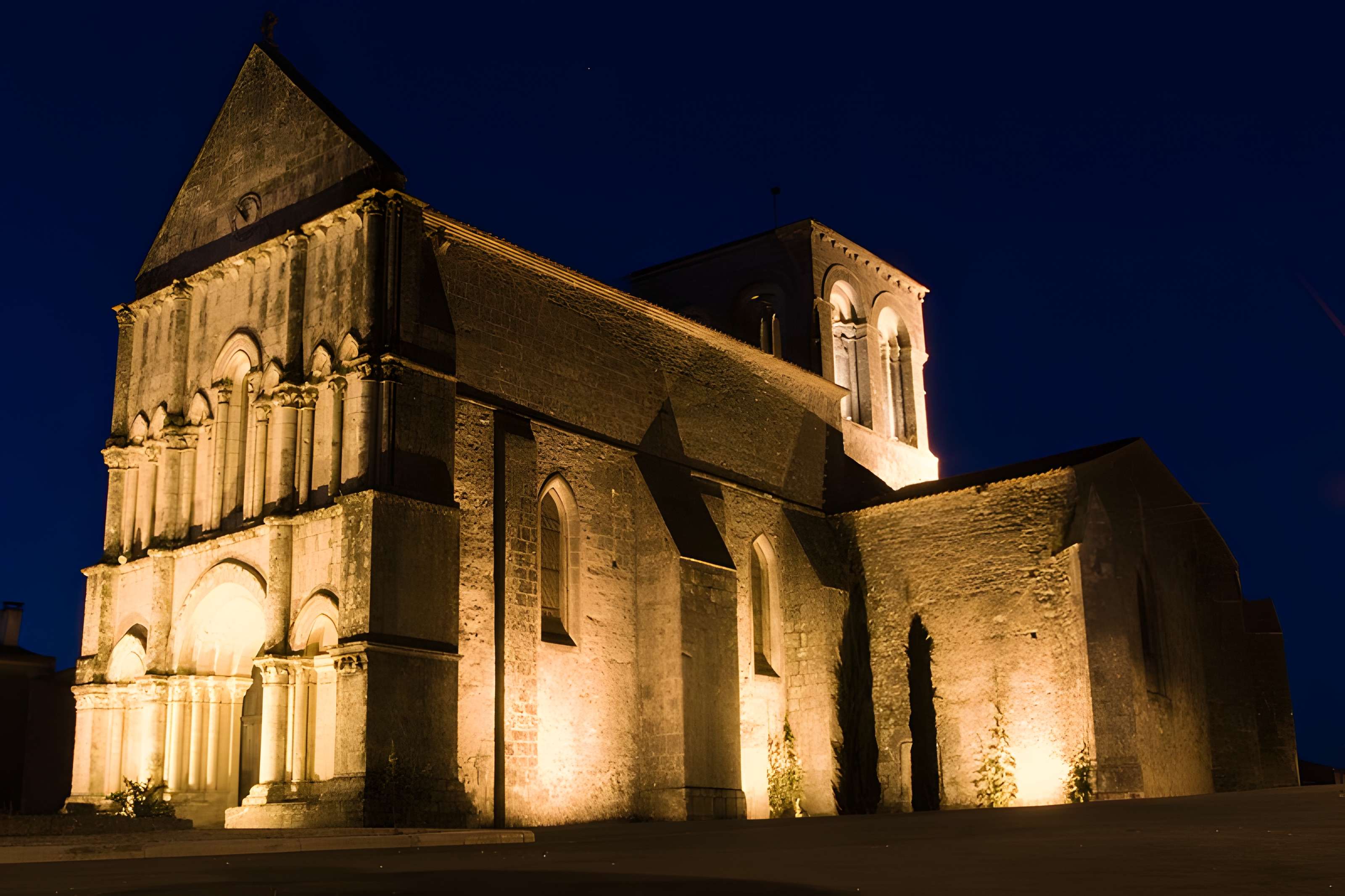 Église Saint-Martin de Montpellier-de-Médillan