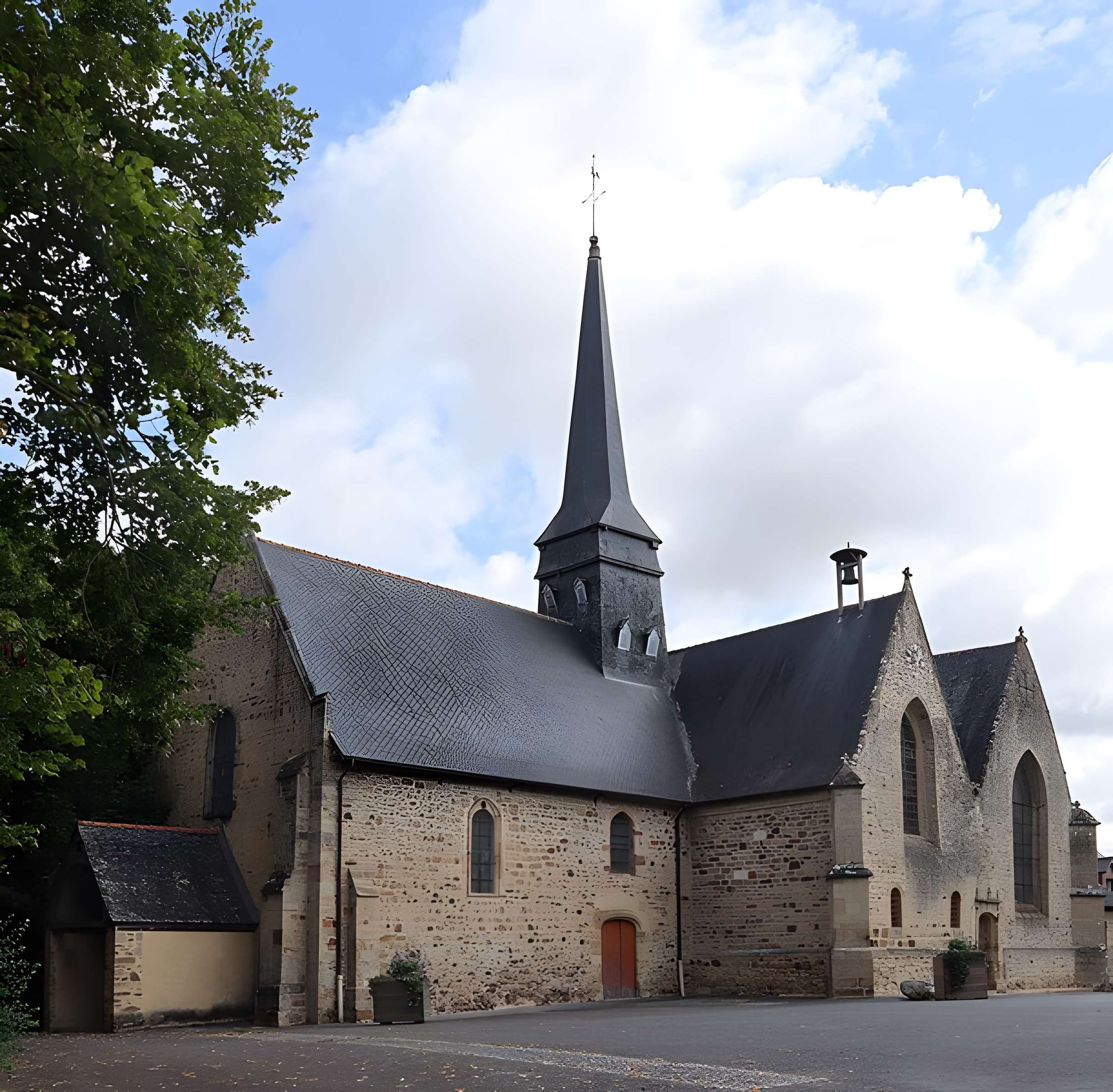 Église Saint-Martin de Moulins