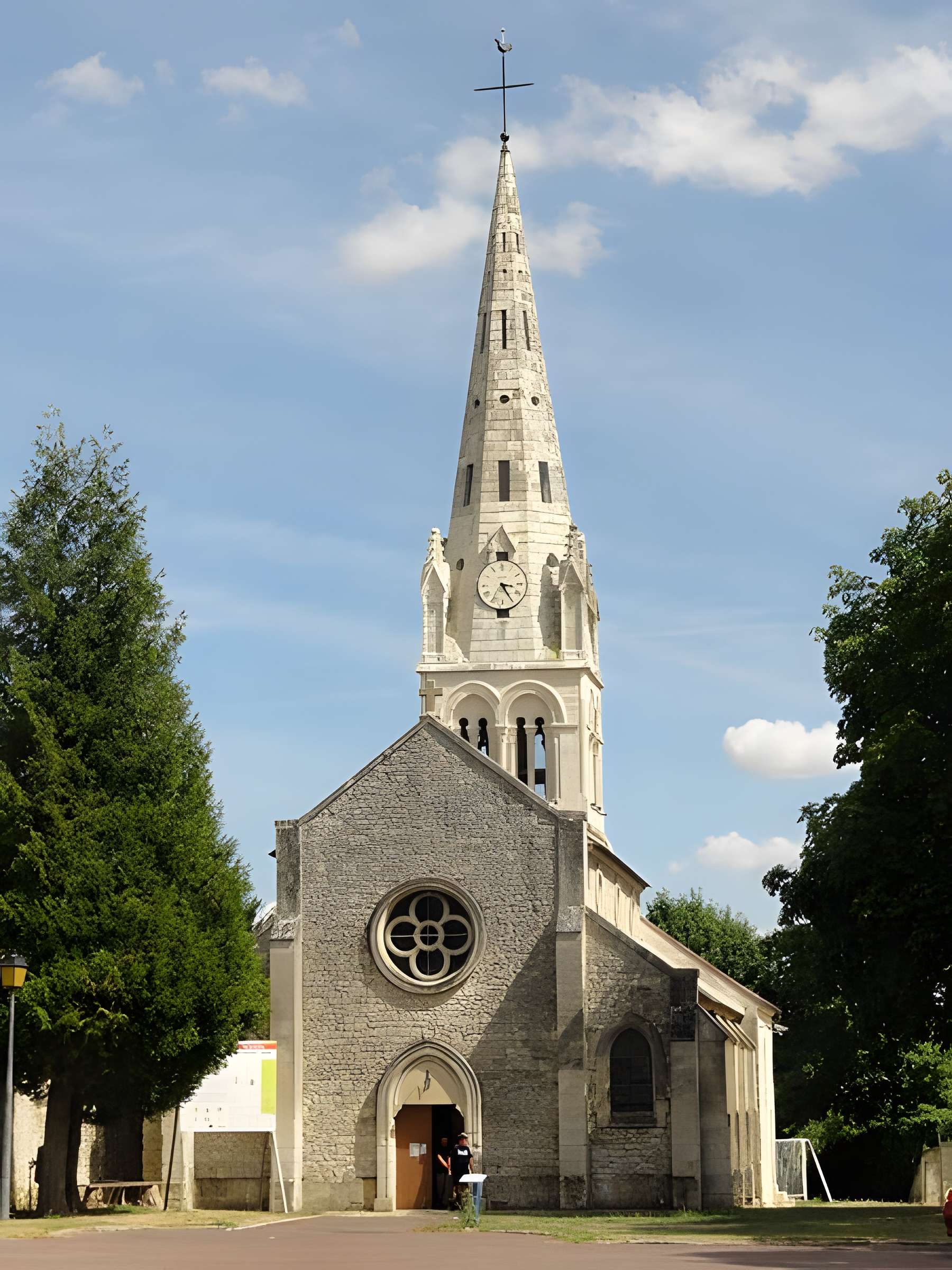 Église Saint-Martin de Néry 