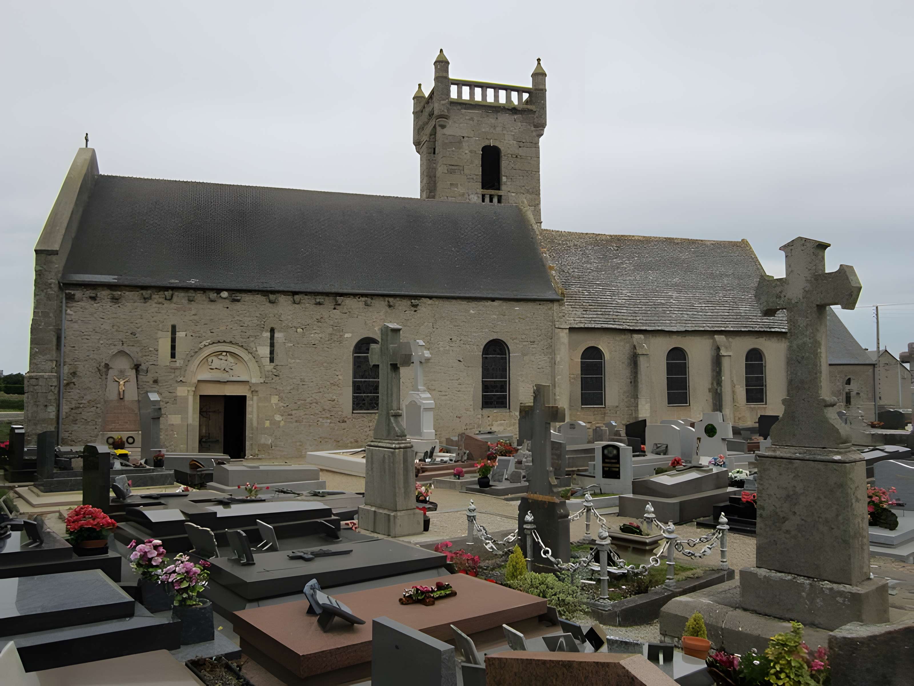Église Saint-Martin de Néville-sur-Mer 