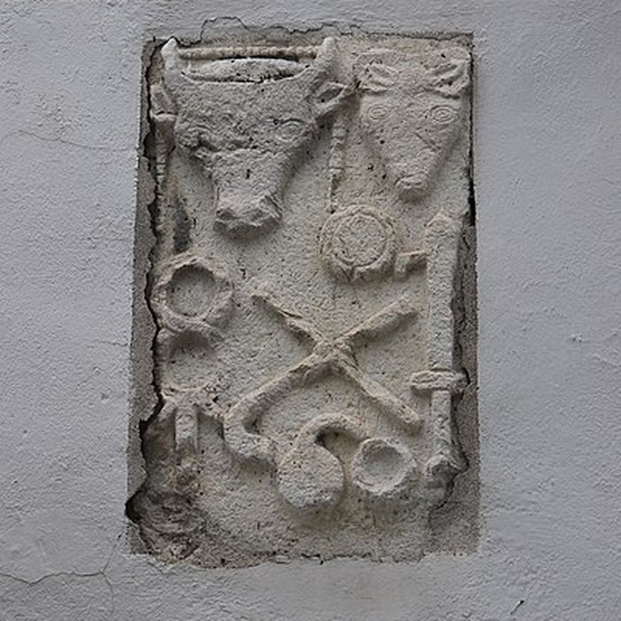 Photo de Autels tauroboliques de Die