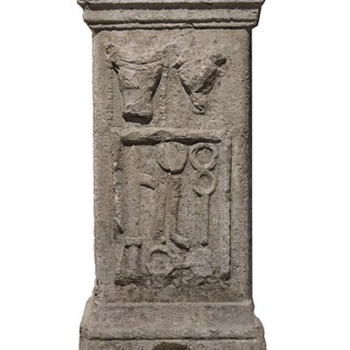 Photo de Autels tauroboliques de Die