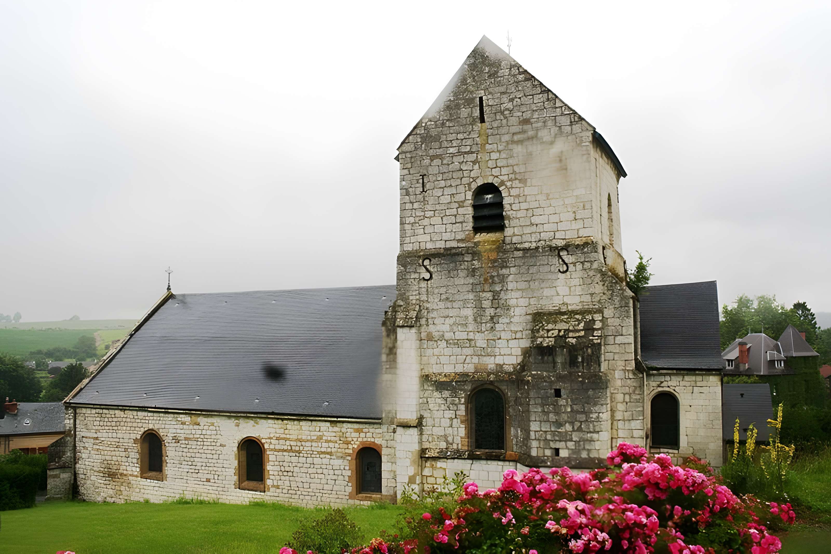 Église Saint-Martin de Poix-Terron 