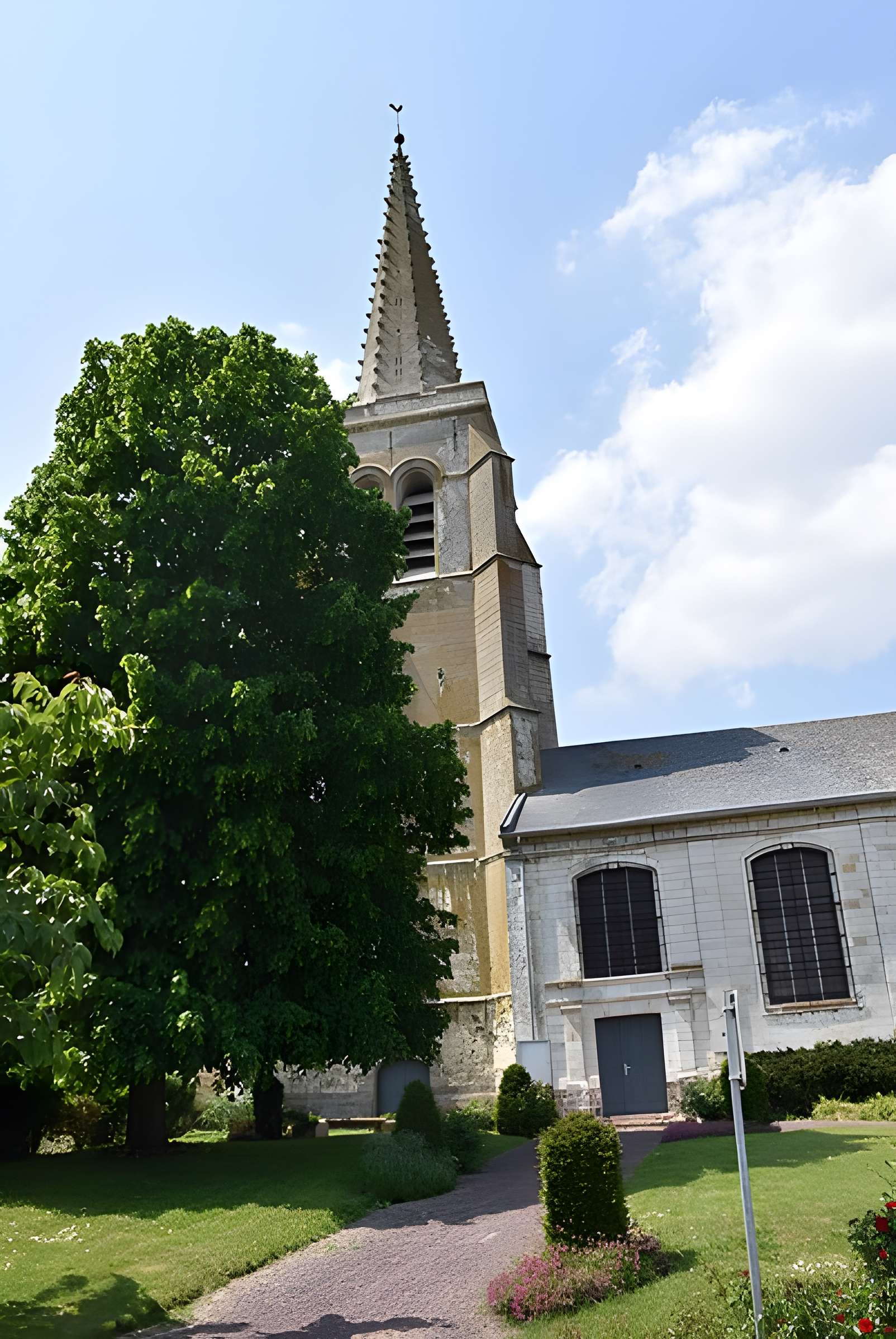 Église Saint-Martin de Pommier