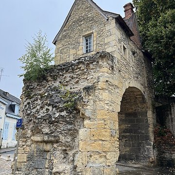 Avant-Porte du Croux de Nevers