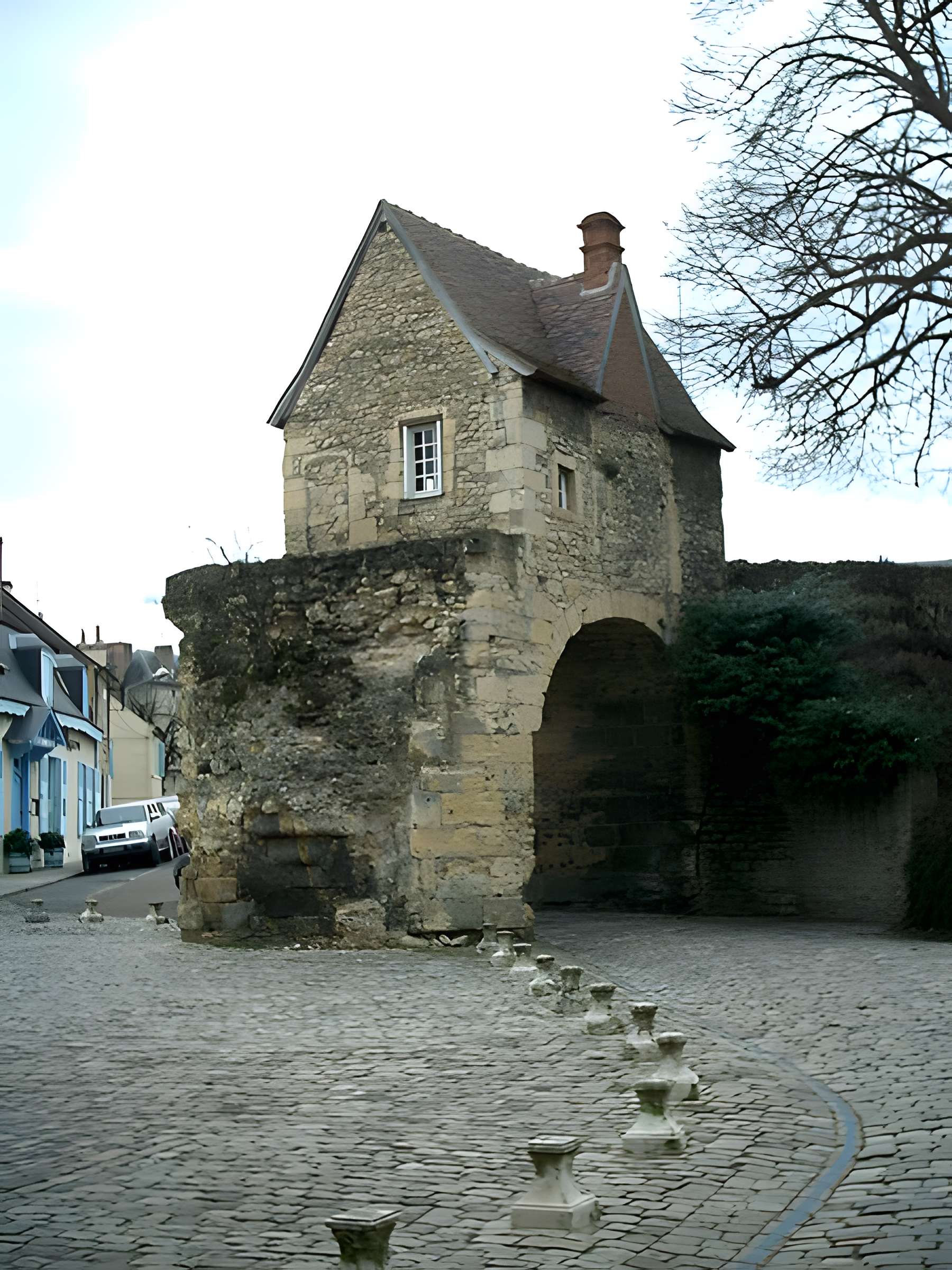 Avant-Porte du Croux de Nevers