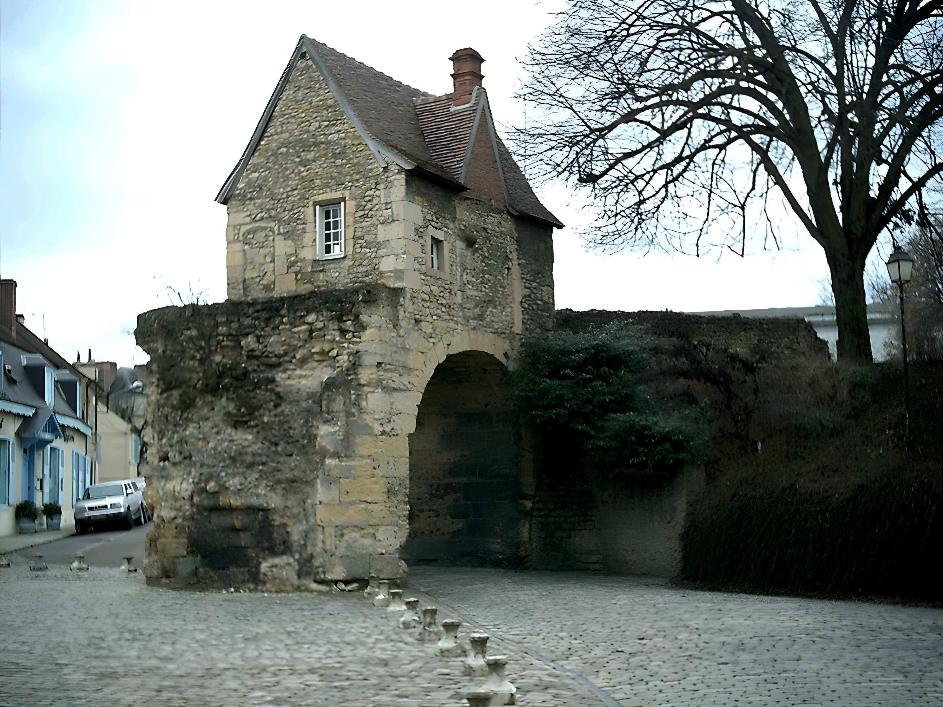 Avant-Porte du Croux de Nevers