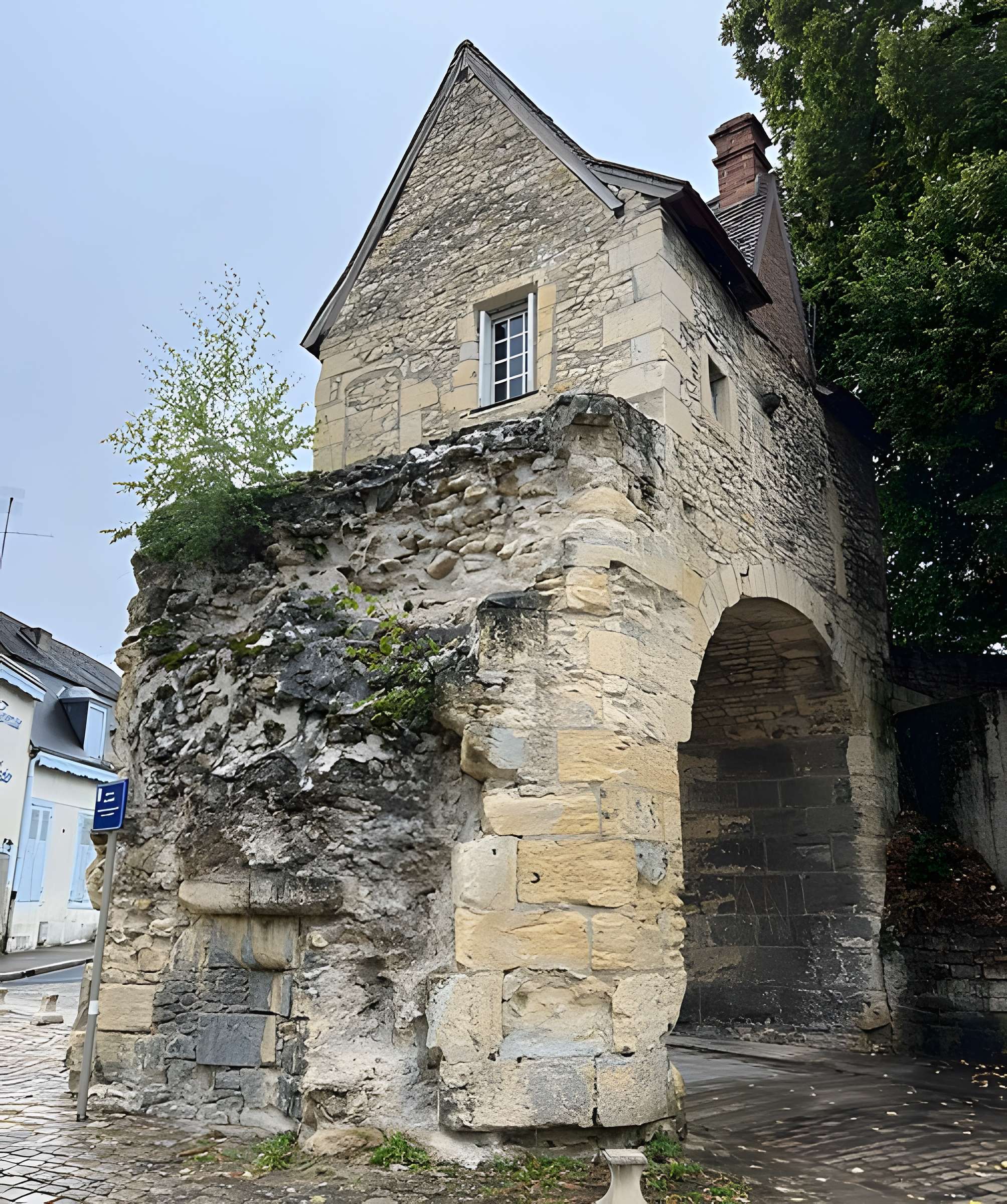 Avant-Porte du Croux de Nevers