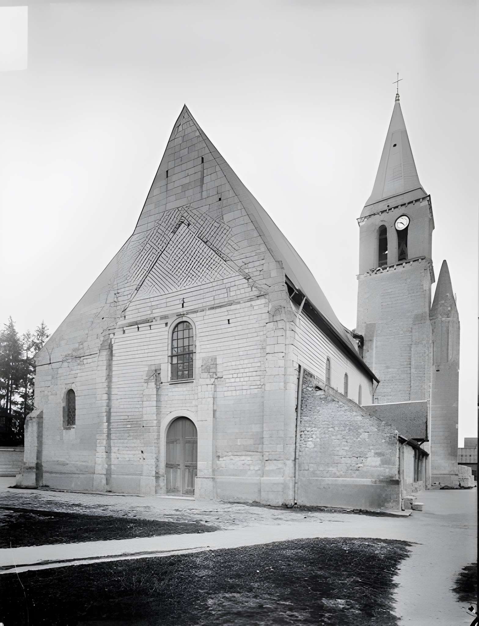 Église Saint-Martin de Restigné