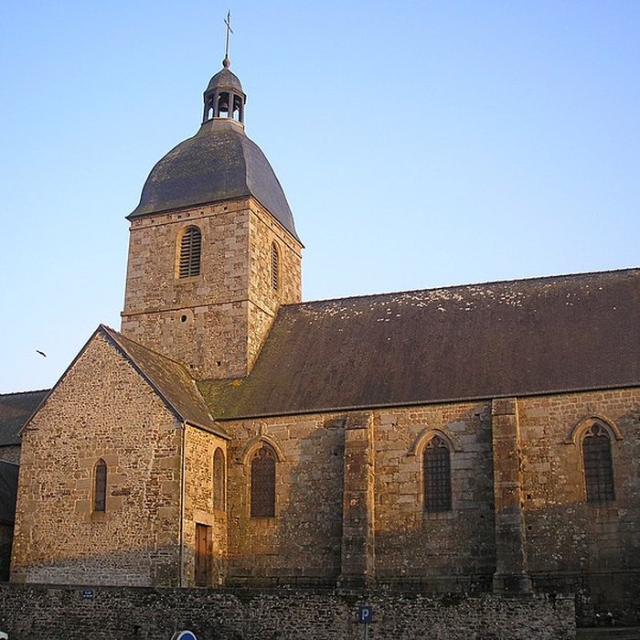Photo de Eglise et le cimetière qui lentoure