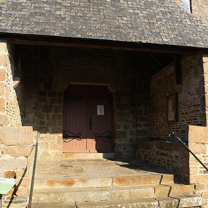 Photo de Eglise et le cimetière qui lentoure