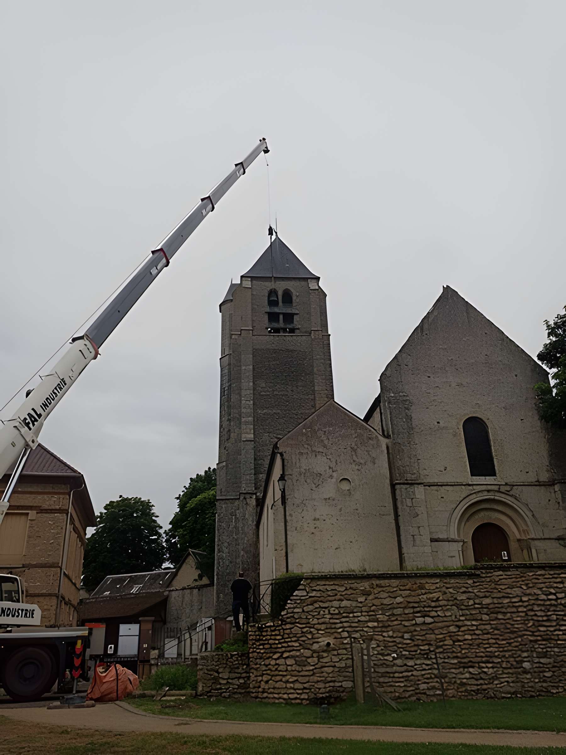 Église Saint-Martin de Saint-Martin-de-Bréthencourt