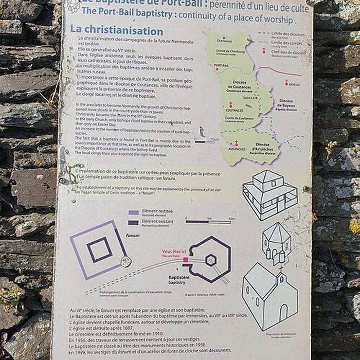 Photo de Baptistère de Portbail