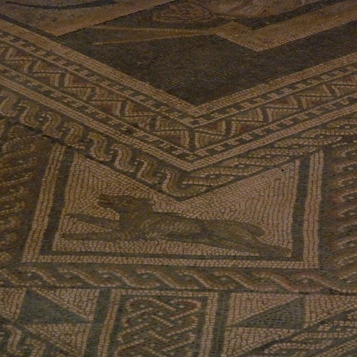 Photo de Basilique et Mosaïque romaine de Grand