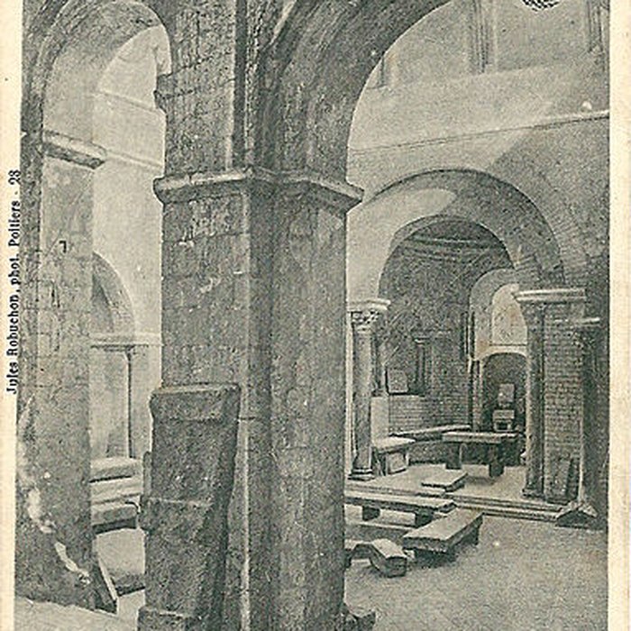 Photo de Baptistère Saint-Jean de Poitiers