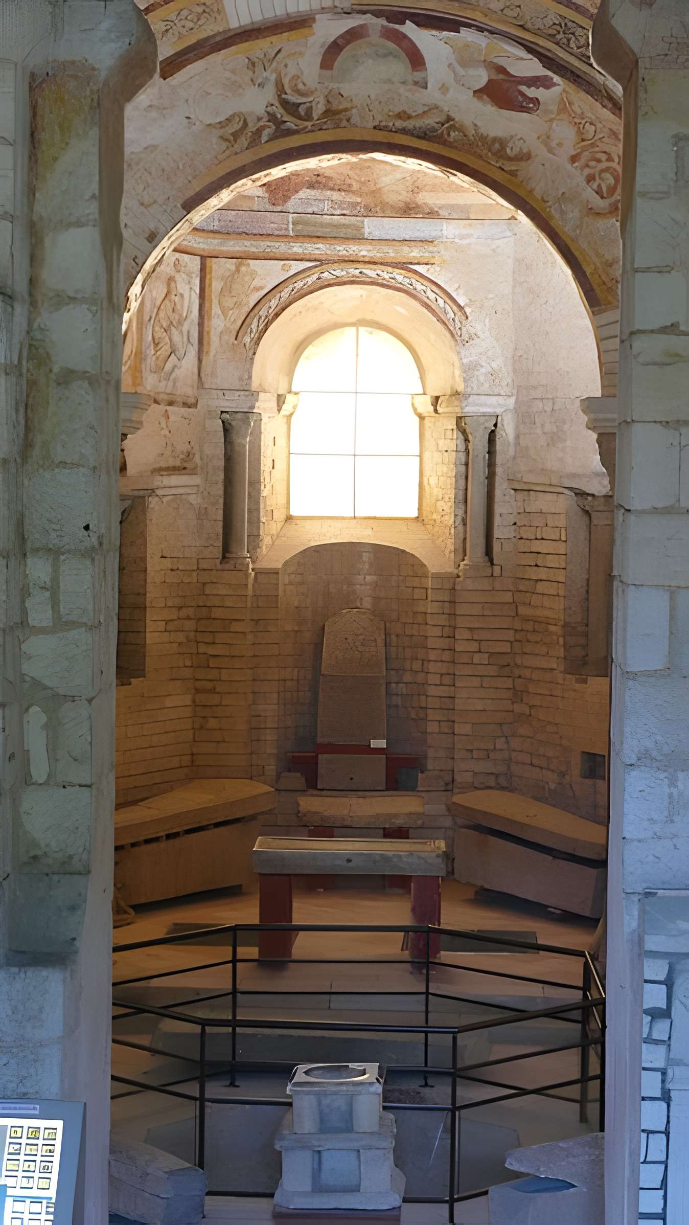 Baptistère Saint-Jean de Poitiers