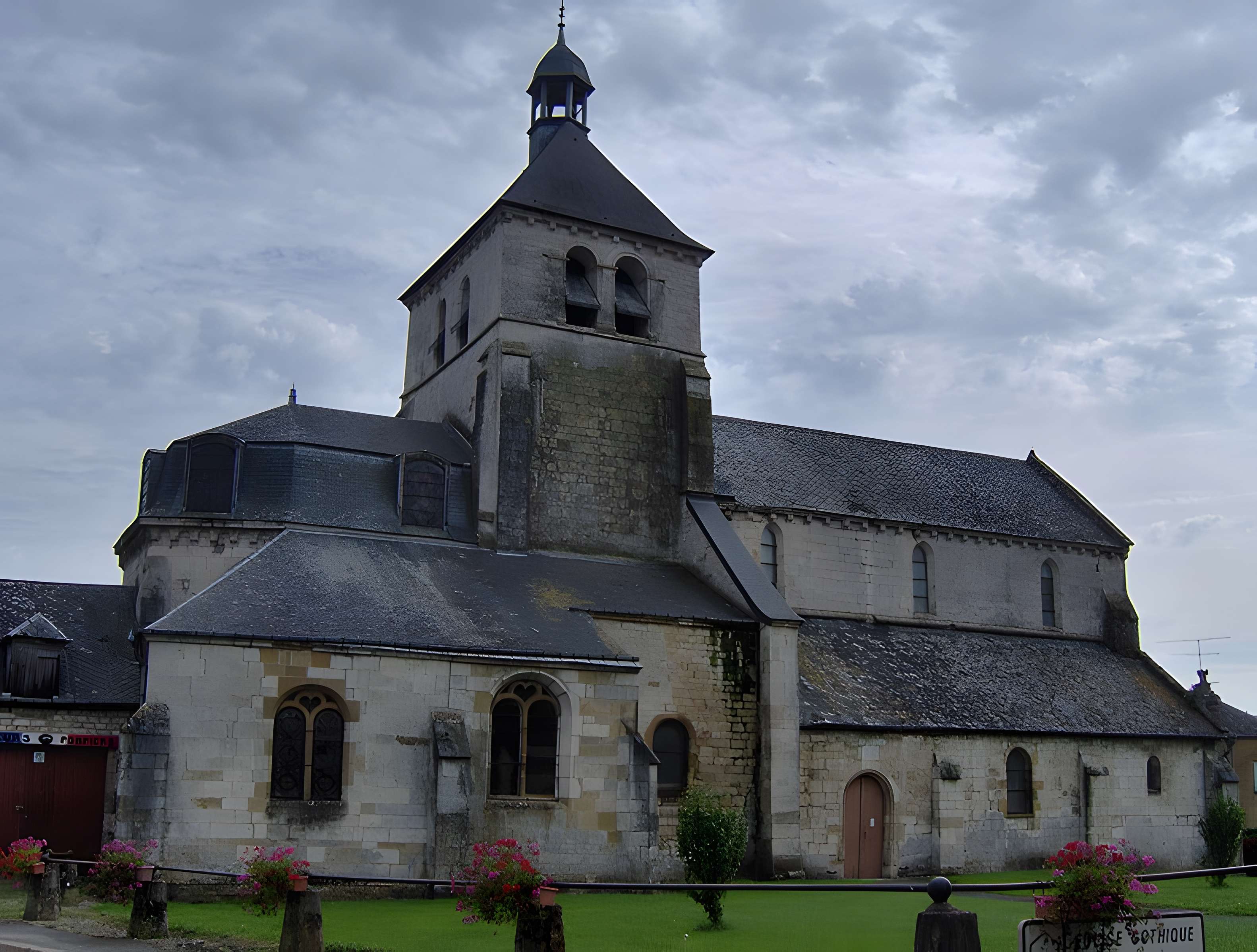 Église Saint-Martin de Vendresse