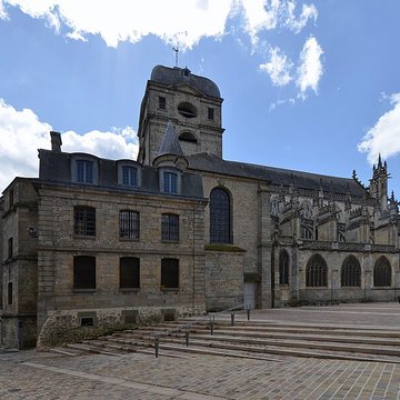 Basilique Notre-Dame dAlençon