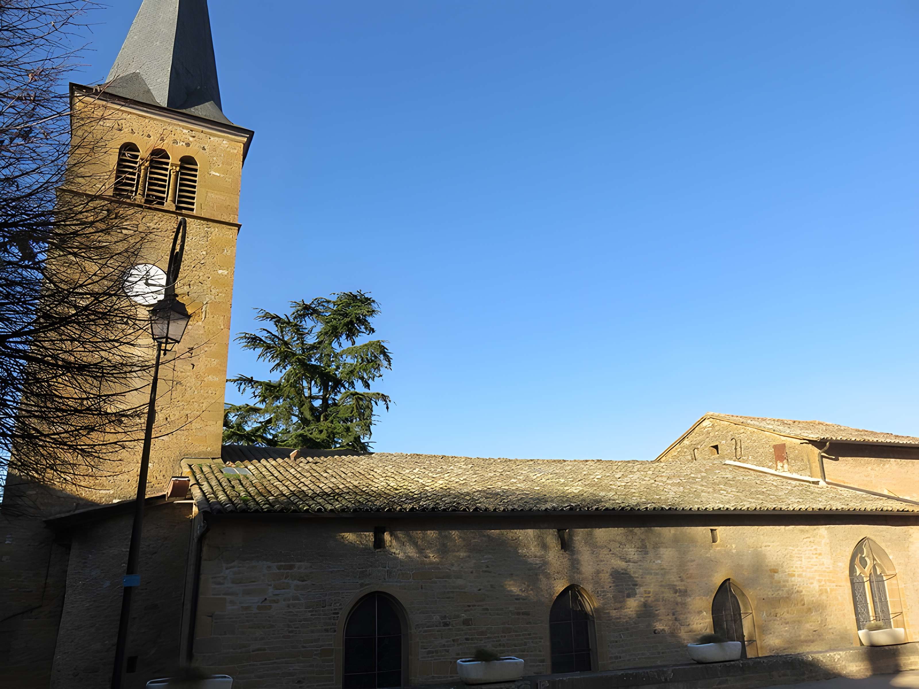 Église Saint-Martin de Ville-sur-Jarnioux