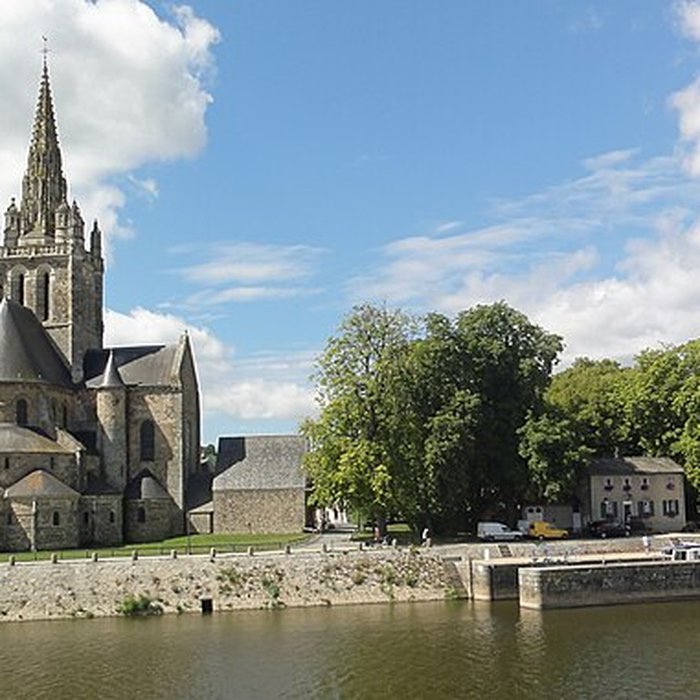 Photo de Basilique Notre-Dame dAvesnières à Laval