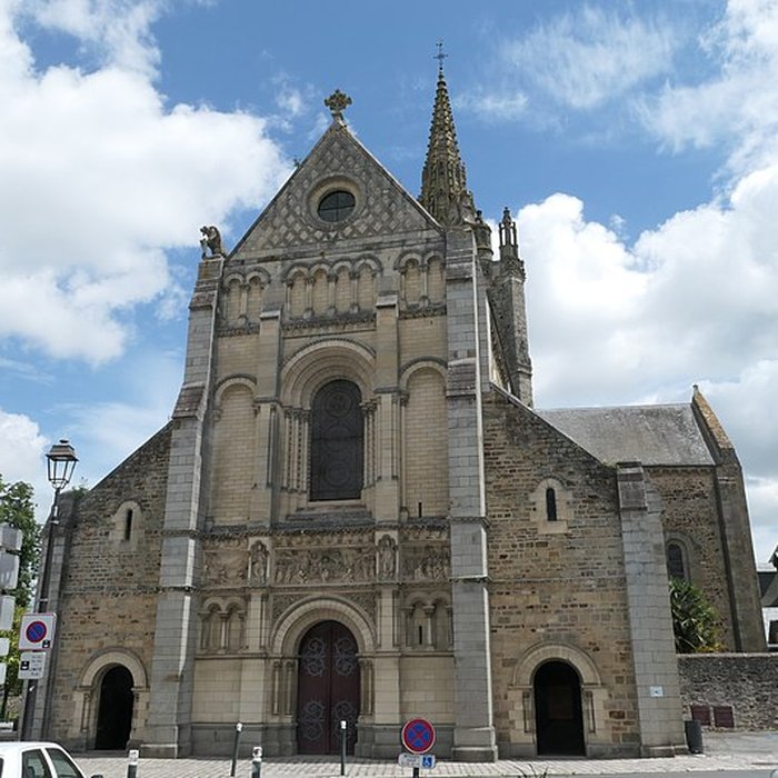 Photo de Basilique Notre-Dame dAvesnières à Laval