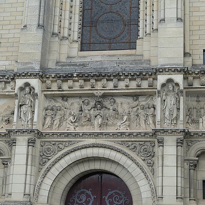 Photo de Basilique Notre-Dame dAvesnières à Laval
