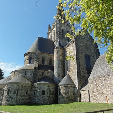 Basilique Notre-Dame dAvesnières à Laval