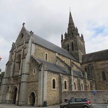 Basilique Notre-Dame dAvesnières à Laval