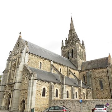 Basilique Notre-Dame dAvesnières à Laval