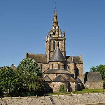 Basilique Notre-Dame dAvesnières à Laval