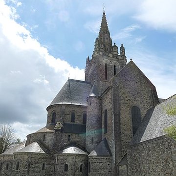 Basilique Notre-Dame dAvesnières à Laval