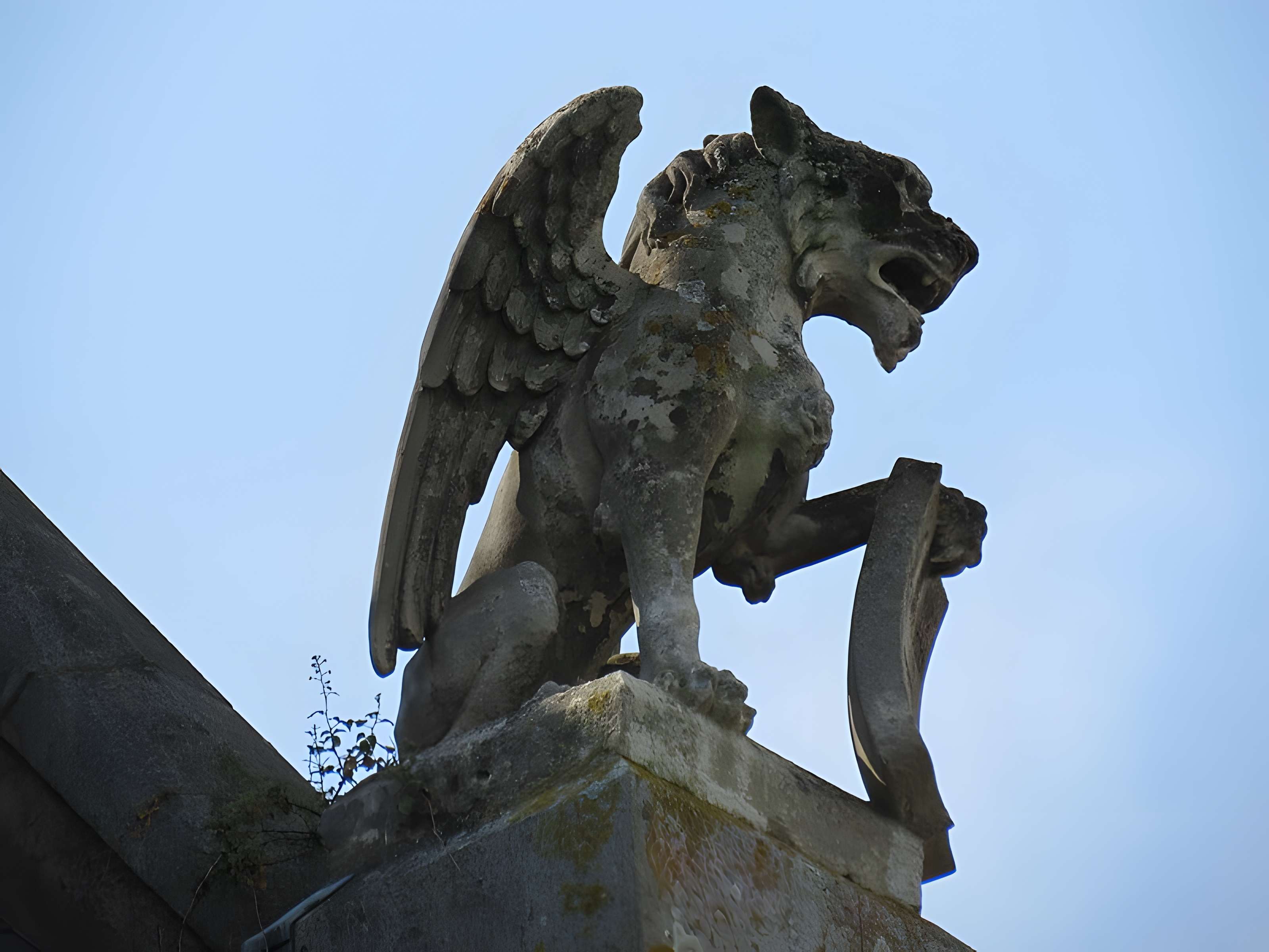Basilique Notre-Dame d'Avesnières à Laval