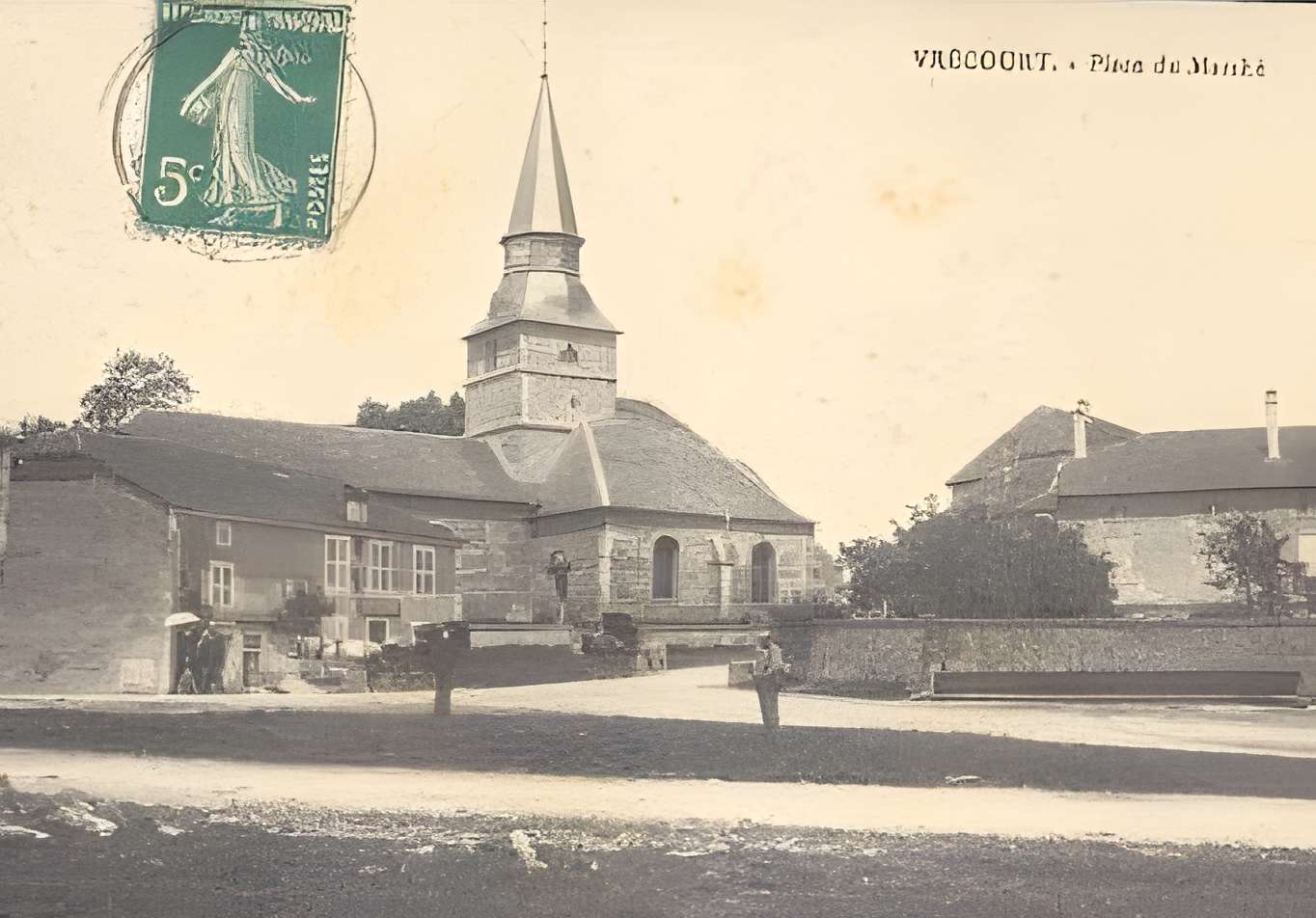 Église Saint-Martin de Vrécourt et 2 croix