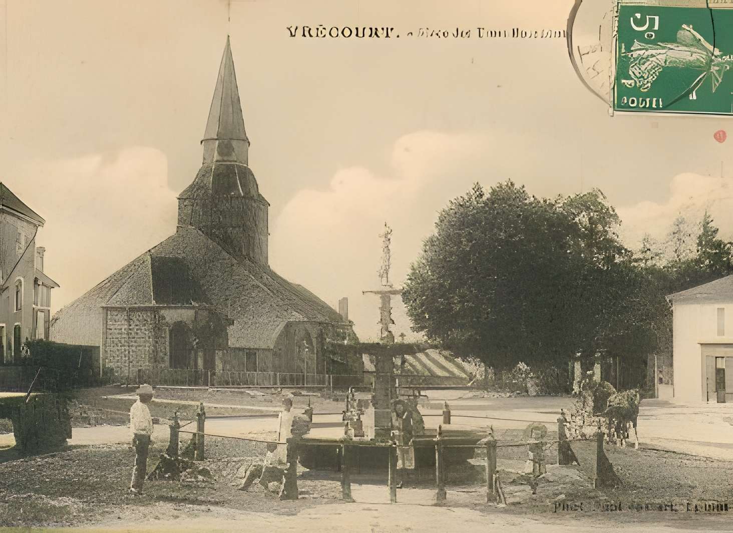 Église Saint-Martin de Vrécourt et 2 croix